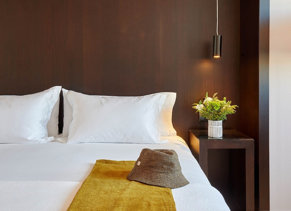 Hotel Posada del Lucero — Hotel rooms in Seville, Andalusia