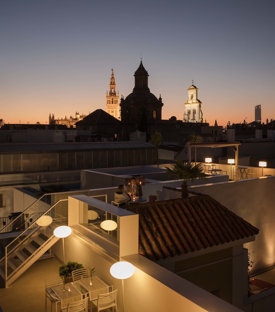 Hotel Rey Alfonso X — Restaurant & bars in Seville, Andalusia