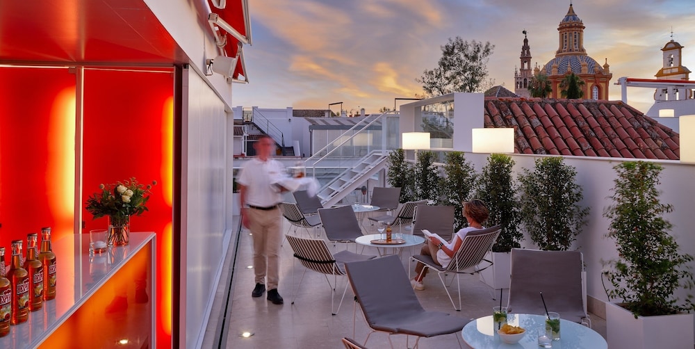 Hotel Rey Alfonso X — Restaurant & bars in Seville, Andalusia