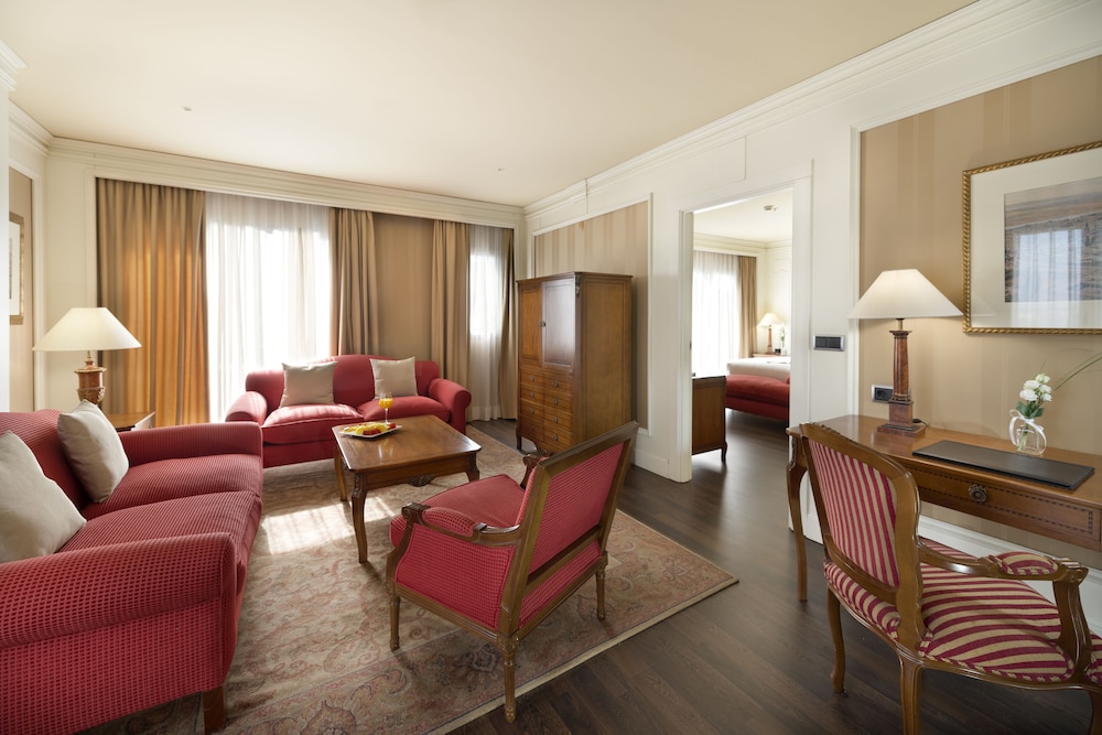 Hotel Sevilla Center — Hotel rooms in Seville, Andalusia