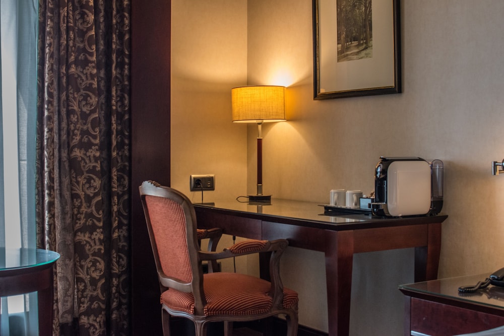 Hotel Sevilla Center — Hotel rooms in Seville, Andalusia