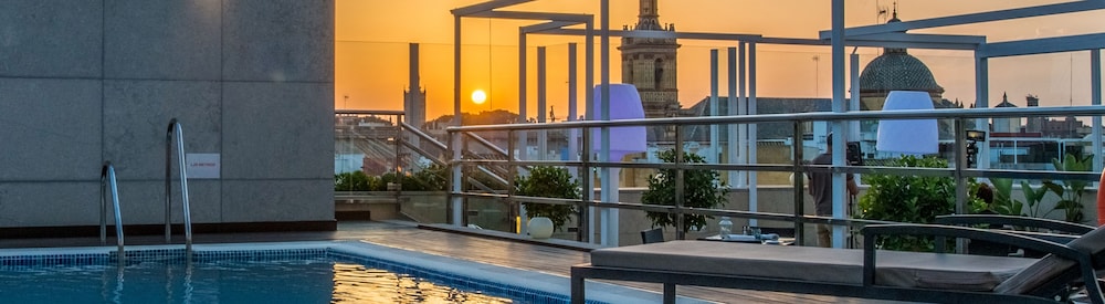 Hotel Sevilla Center — Swimming pool in Seville, Andalusia