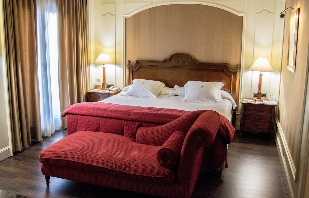 Hotel Sevilla Center — Hotel rooms in Seville, Andalusia