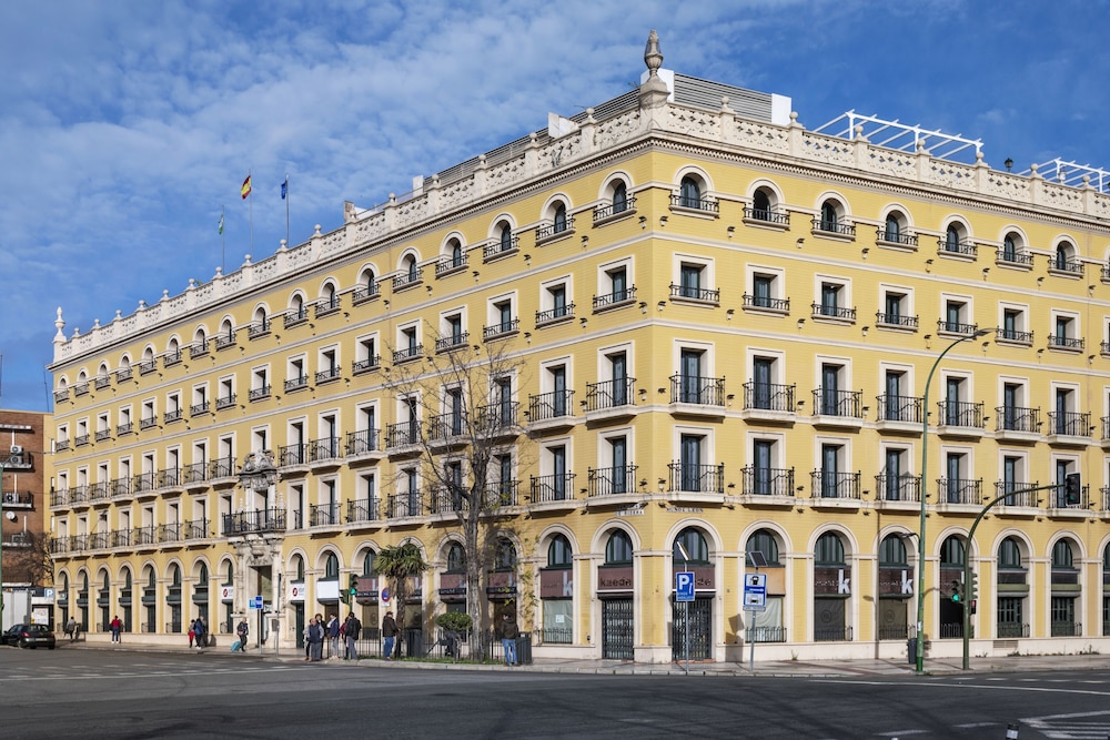 Exe Sevilla Macarena - zdjęcie 2