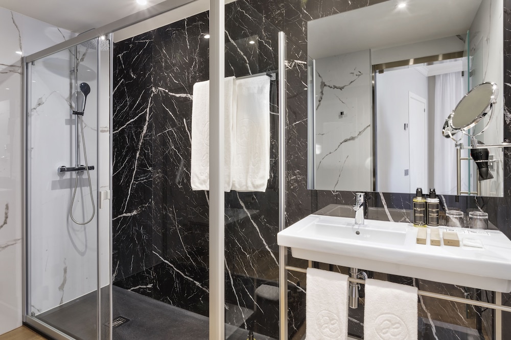 Exe Sevilla Macarena — Hotel rooms in Seville, Andalusia