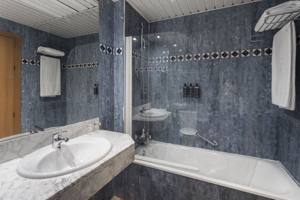 Exe Sevilla Macarena — Hotel rooms in Seville, Andalusia