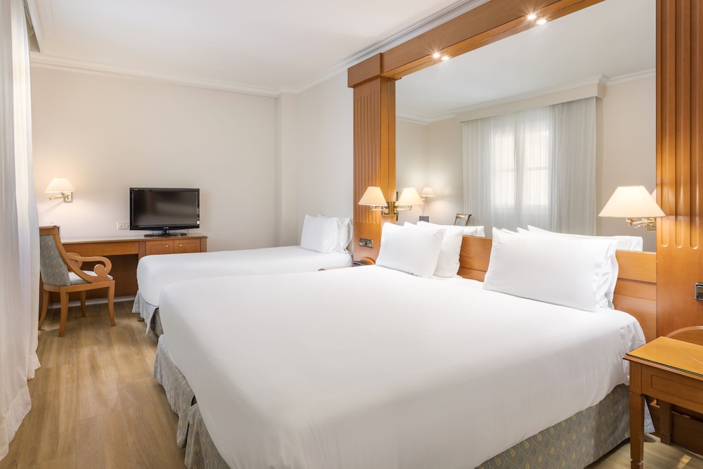 Exe Sevilla Macarena — Hotel rooms in Seville, Andalusia