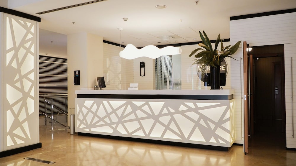 Hotel Vértice Sevilla — Hotel building in Seville, Andalusia