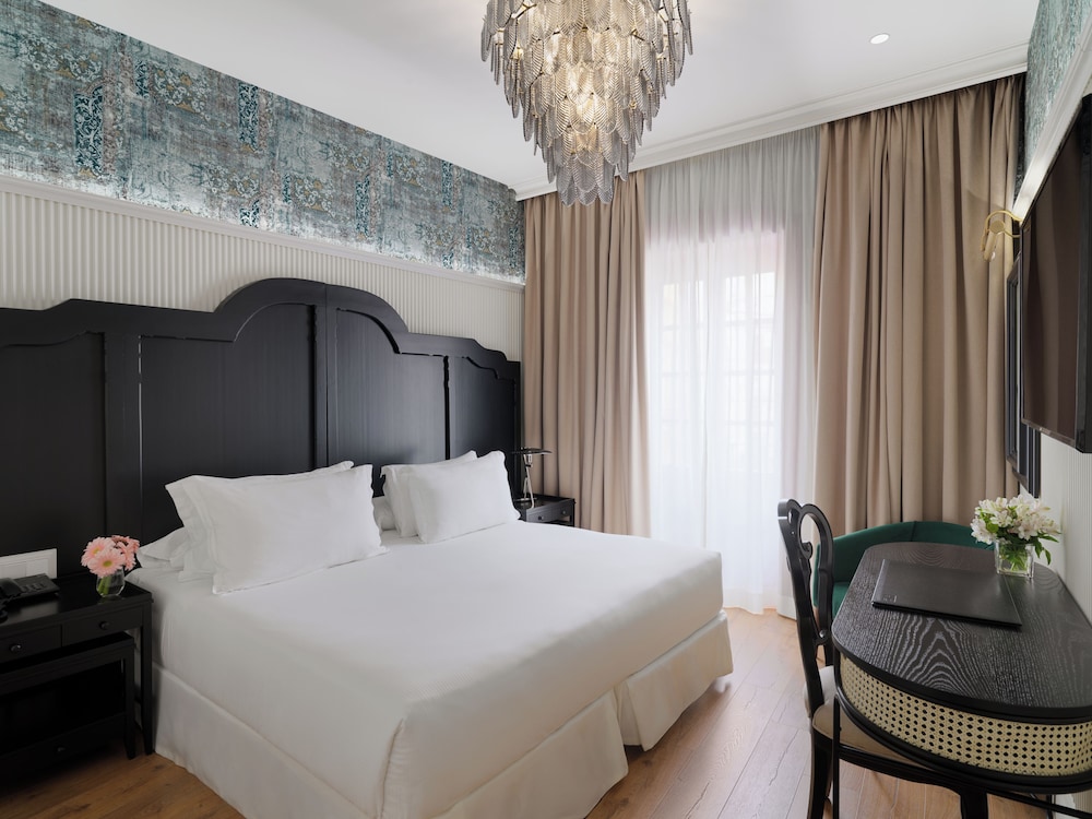H10 Corregidor Boutique Hotel — Hotel rooms in Seville, Andalusia