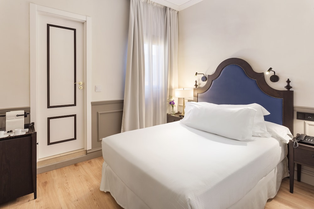 H10 Corregidor Boutique Hotel — Hotel rooms in Seville, Andalusia
