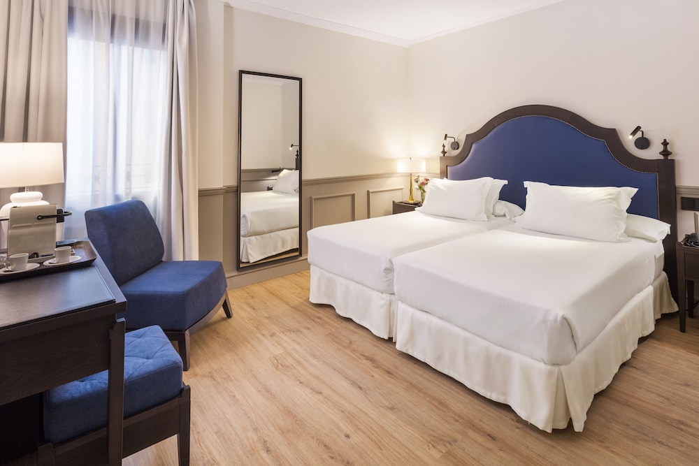 H10 Corregidor Boutique Hotel — Hotel rooms in Seville, Andalusia