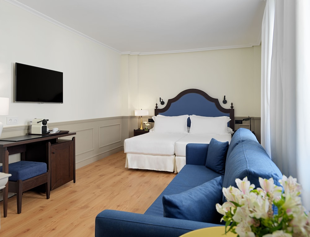 H10 Corregidor Boutique Hotel — Hotel rooms in Seville, Andalusia