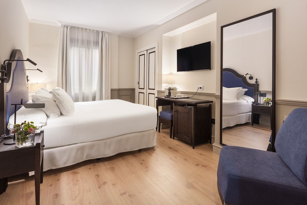 H10 Corregidor Boutique Hotel — Hotel rooms in Seville, Andalusia