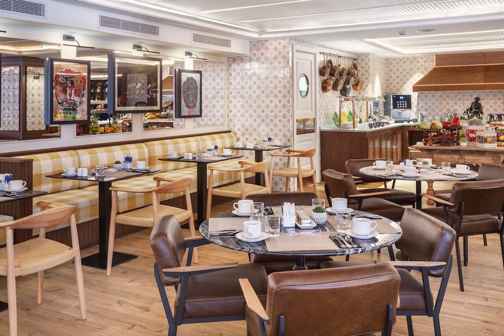 H10 Corregidor Boutique Hotel — Restaurant & bars in Seville, Andalusia