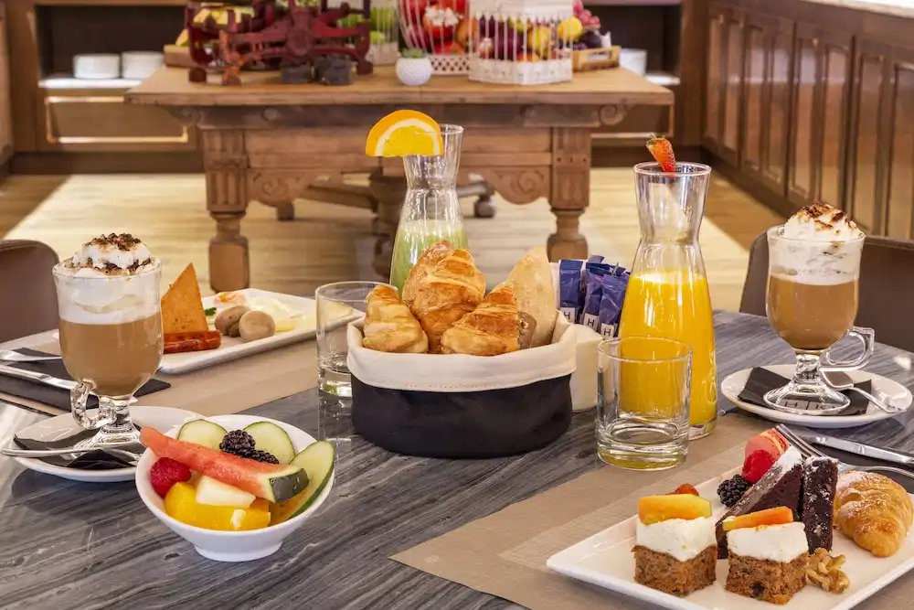 H10 Corregidor Boutique Hotel — Restaurant & bars in Seville, Andalusia