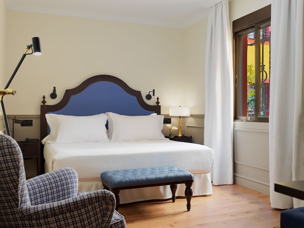 H10 Corregidor Boutique Hotel — Hotel rooms in Seville, Andalusia