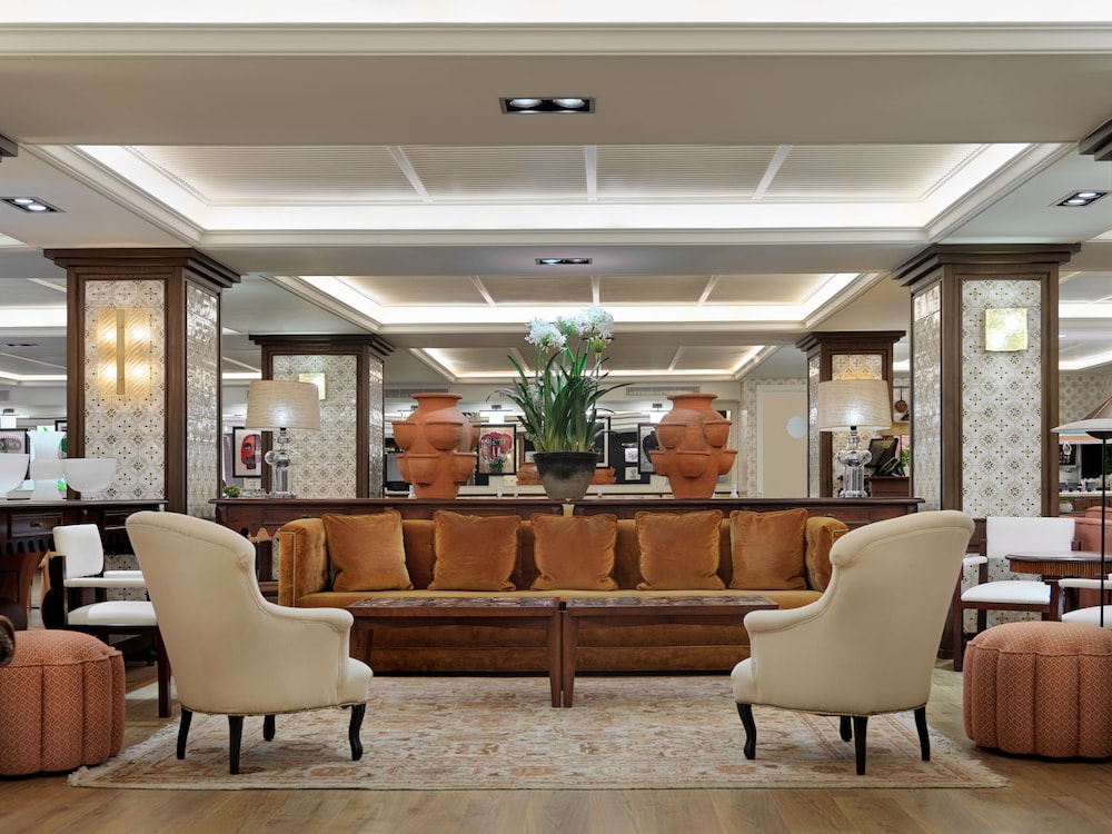 H10 Corregidor Boutique Hotel — Hotel building in Seville, Andalusia