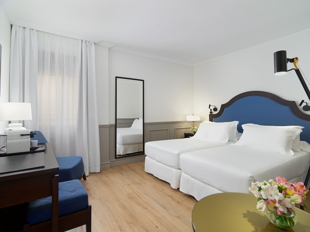 H10 Corregidor Boutique Hotel — Hotel rooms in Seville, Andalusia