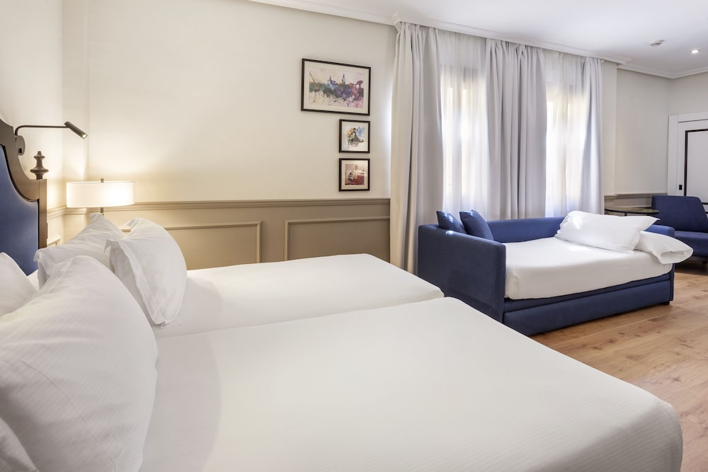 H10 Corregidor Boutique Hotel — Hotel rooms in Seville, Andalusia