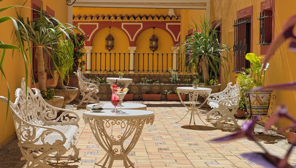 H10 Corregidor Boutique Hotel — Restaurant & bars in Seville, Andalusia