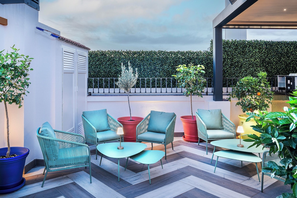 Vincci La Rabida Hotel — Restaurant & bars in Seville, Andalusia