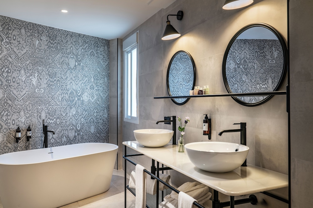 Vincci La Rabida Hotel — Hotel rooms in Seville, Andalusia