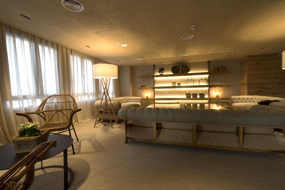 Hotel Zenit Sevilla — Spa in Seville, Andalusia