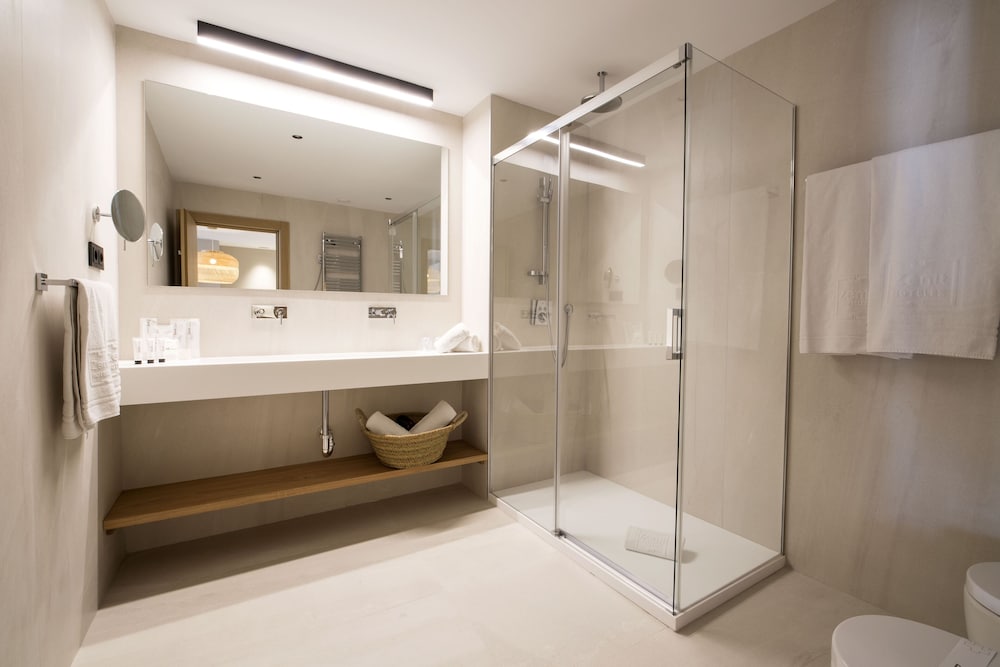 Hotel Zenit Sevilla — Hotel rooms in Seville, Andalusia