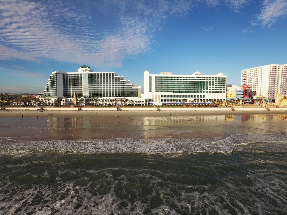 Hilton Daytona Beach Oceanfront Resort — Beach in Daytona Beach, Florida