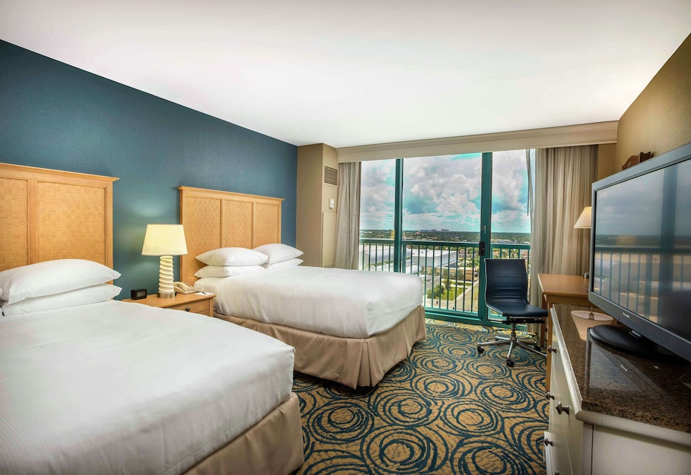 Hilton Daytona Beach Oceanfront Resort — Hotel rooms in Daytona Beach, Florida