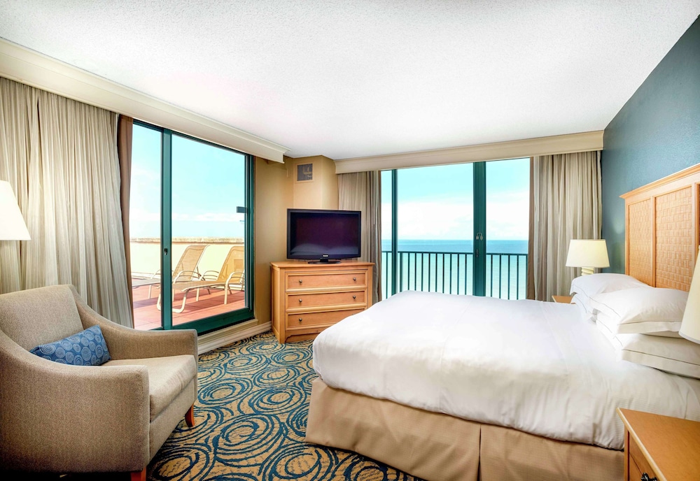 Hilton Daytona Beach Oceanfront Resort — Hotel rooms in Daytona Beach, Florida