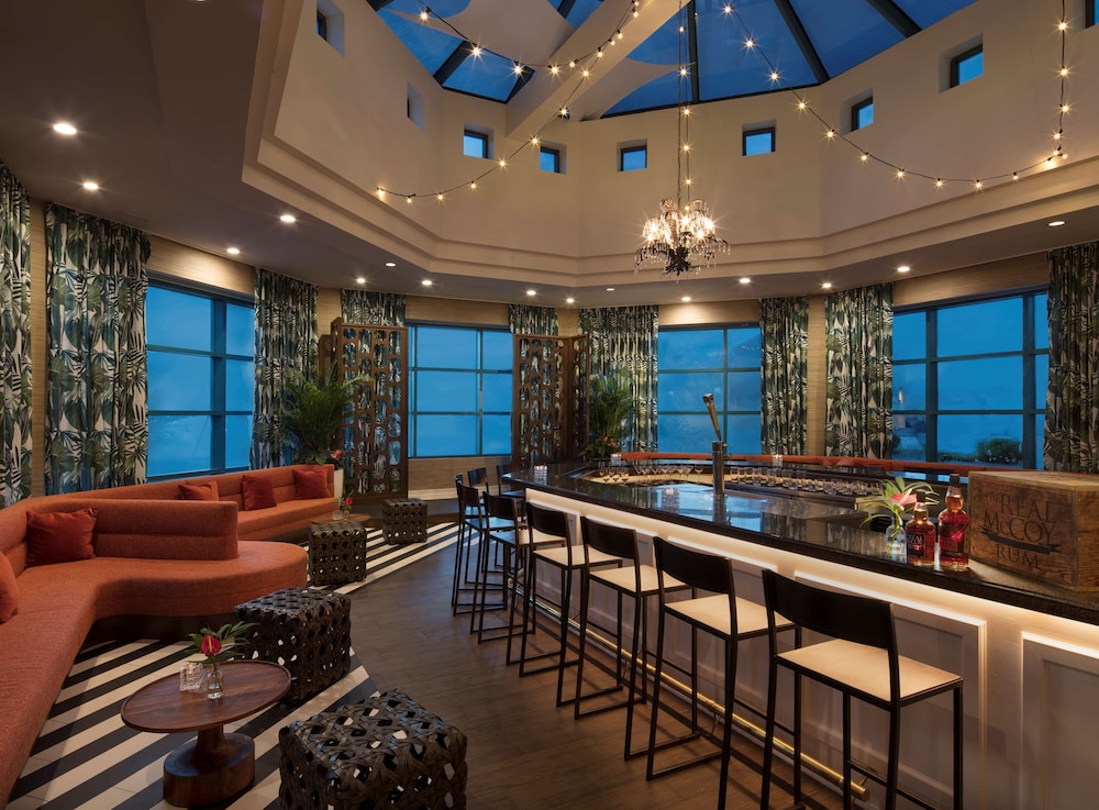 Hilton Daytona Beach Oceanfront Resort — Restaurant & bars in Daytona Beach, Florida