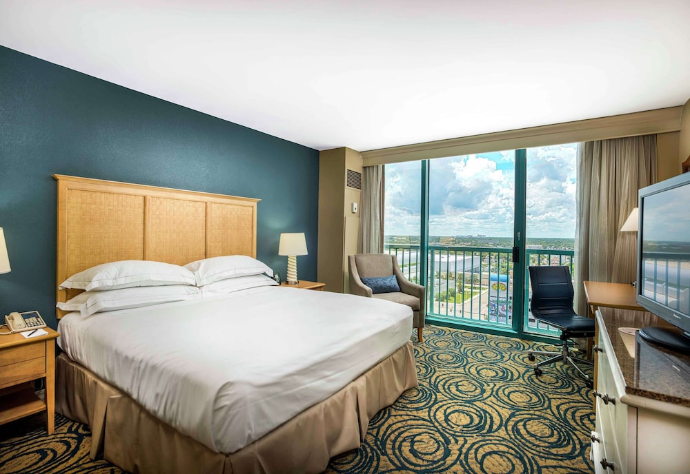 Hilton Daytona Beach Oceanfront Resort — Hotel rooms in Daytona Beach, Florida