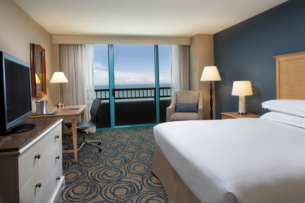 Hilton Daytona Beach Oceanfront Resort — Hotel rooms in Daytona Beach, Florida