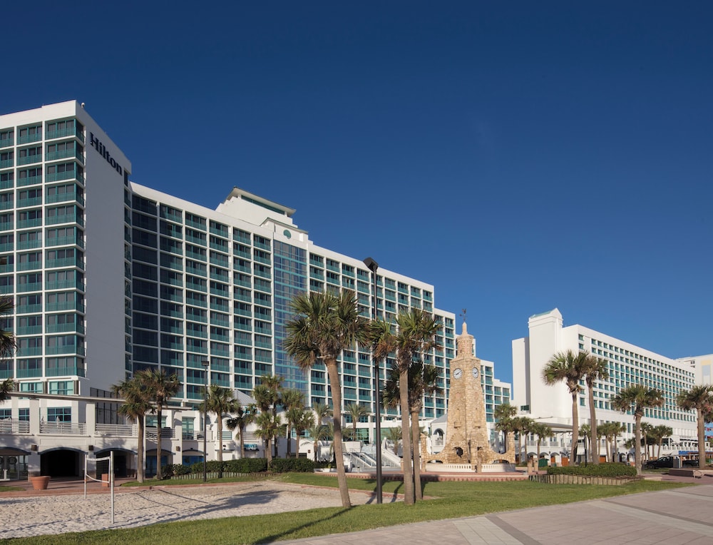 Hilton Daytona Beach Oceanfront Resort — Hotel building in Daytona Beach, Florida