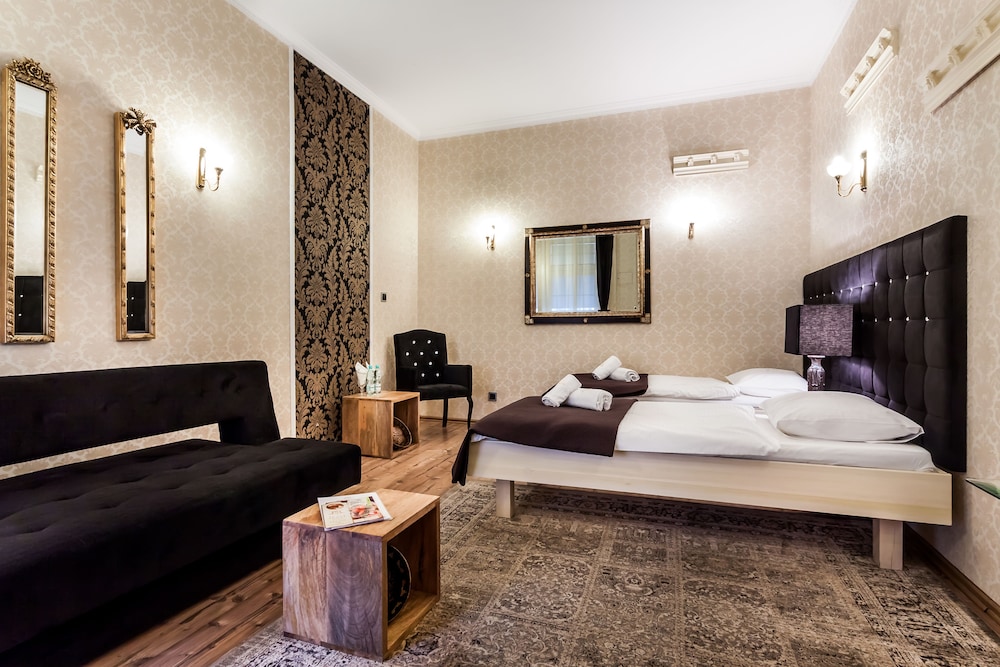 Aparthotel Vicini — Hotel rooms in Krakow, Lesser Poland