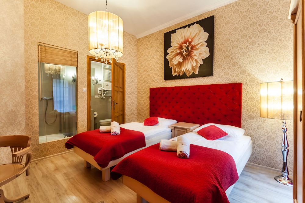 Aparthotel Vicini — Hotel rooms in Krakow, Lesser Poland