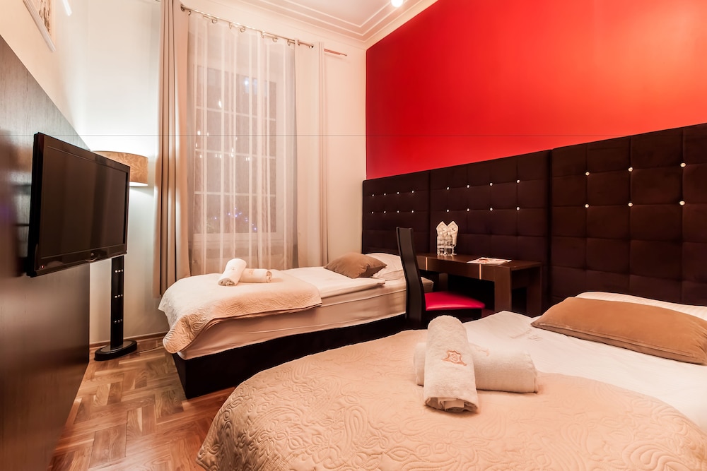 Aparthotel Vicini — Hotel rooms in Krakow, Lesser Poland