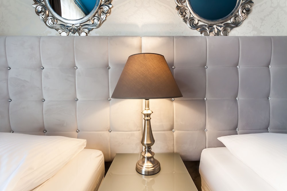Aparthotel Vicini — Hotel rooms in Krakow, Lesser Poland