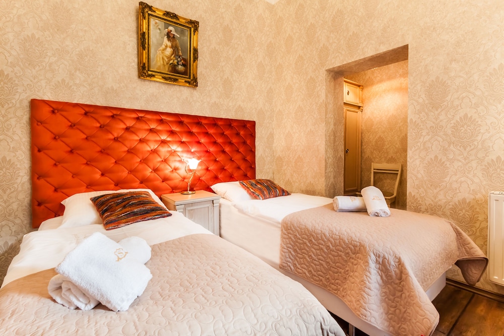 Aparthotel Vicini — Hotel rooms in Krakow, Lesser Poland