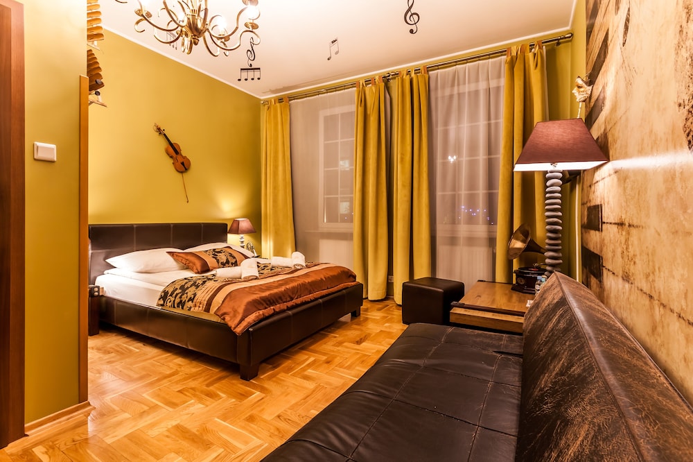 Aparthotel Vicini — Hotel rooms in Krakow, Lesser Poland