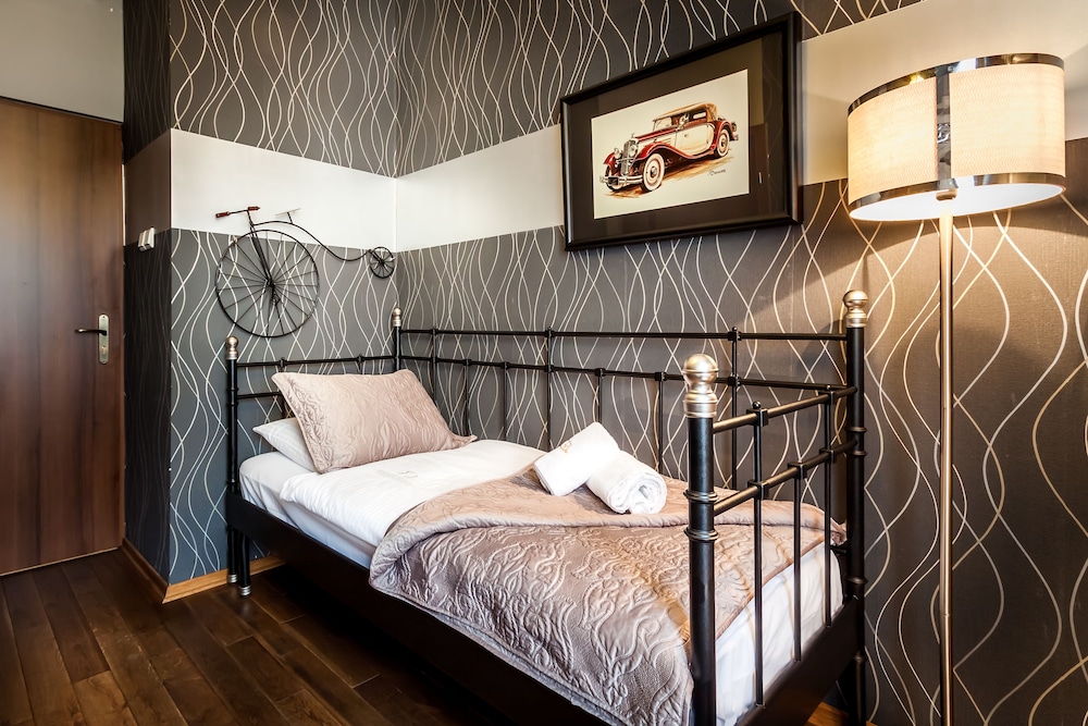 Aparthotel Vicini — Hotel rooms in Krakow, Lesser Poland