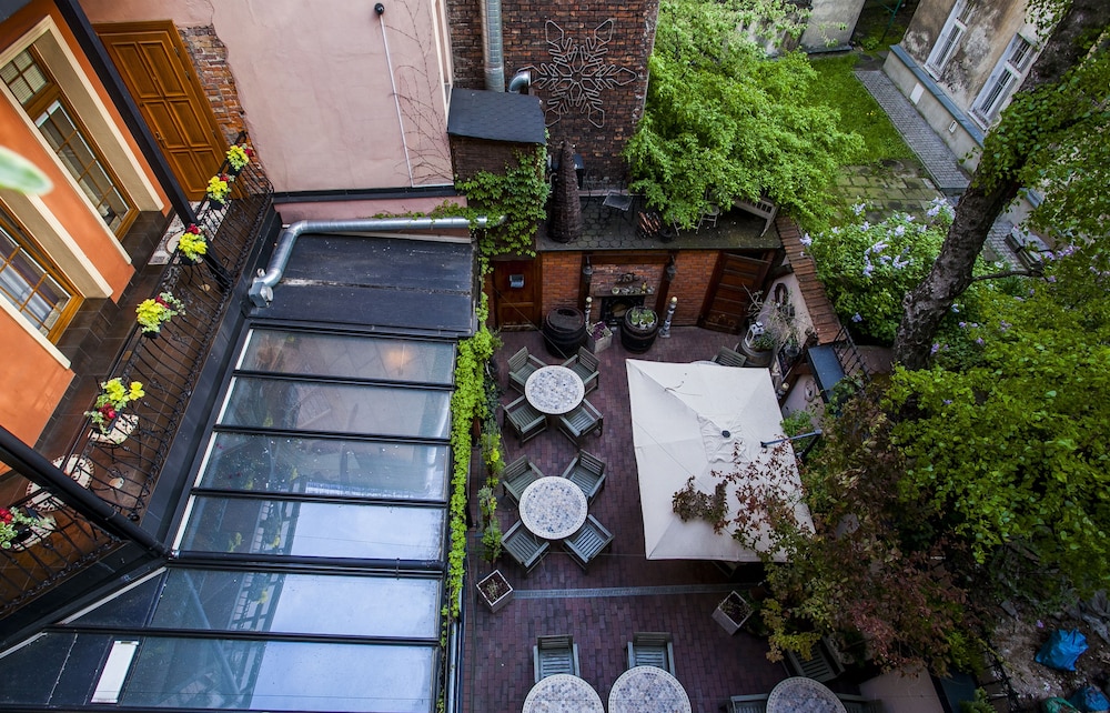 Aparthotel Vicini — Restaurant & bars in Krakow, Lesser Poland