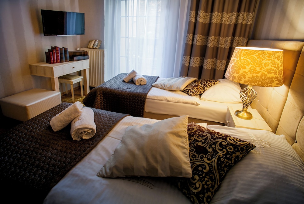 Aparthotel Vicini — Hotel rooms in Krakow, Lesser Poland