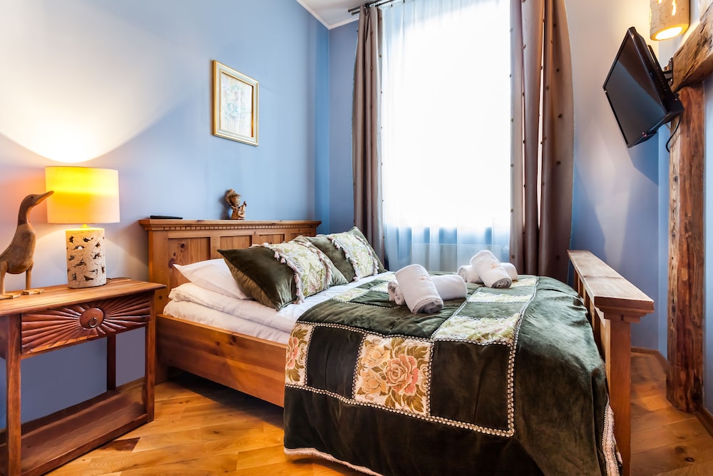 Aparthotel Vicini — Hotel rooms in Krakow, Lesser Poland