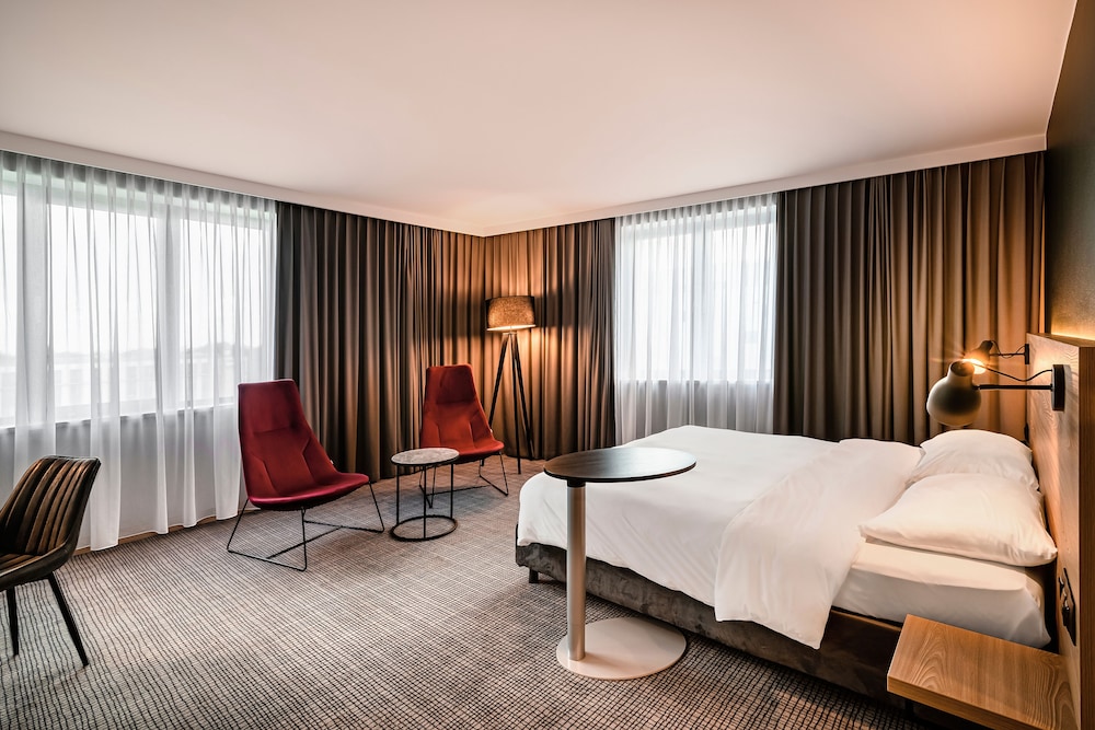 Park Inn by Radisson Krakow — Hotel rooms in Krakow, Lesser Poland