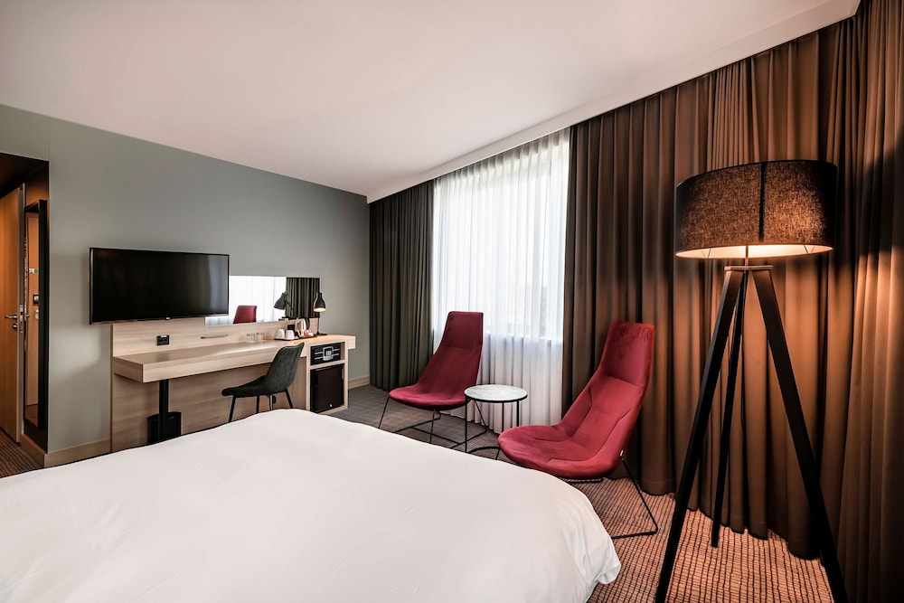 Park Inn by Radisson Krakow — Hotel rooms in Krakow, Lesser Poland