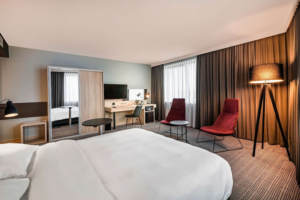 Park Inn by Radisson Krakow — Hotel rooms in Krakow, Lesser Poland