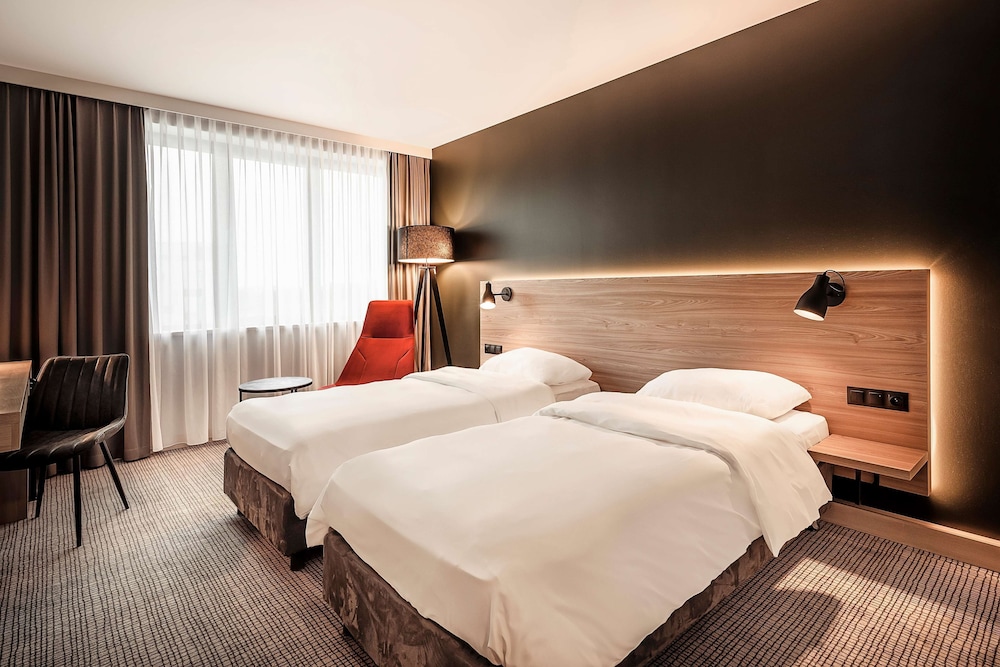 Park Inn by Radisson Krakow — Hotel rooms in Krakow, Lesser Poland