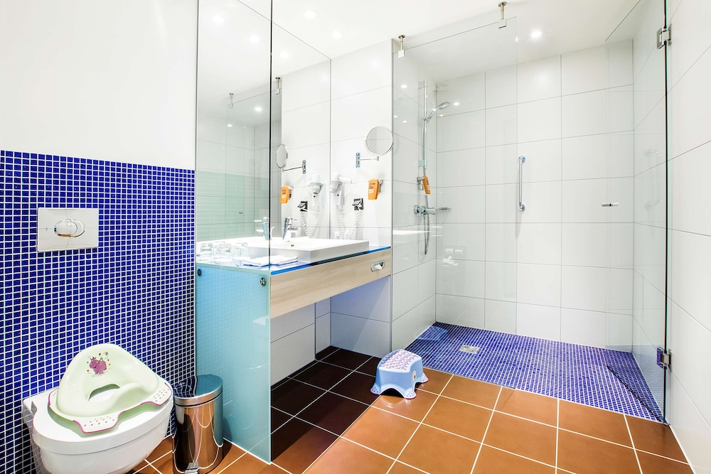 Park Inn by Radisson Krakow — Hotel rooms in Krakow, Lesser Poland